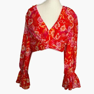 Rosevelvet‎ Long Sleeve Pink Floral Cropped V-Neck Top